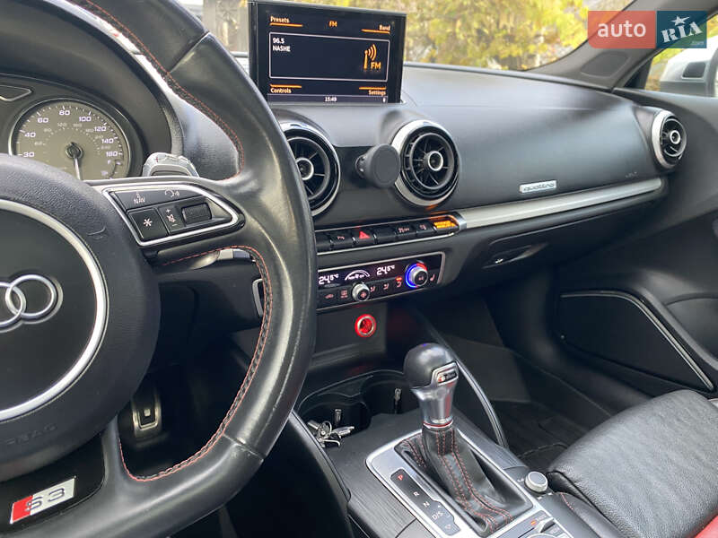 Седан Audi S3 2014 в Коломиї