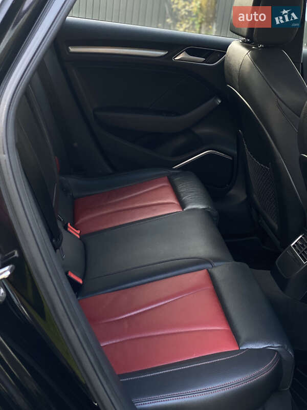 Седан Audi S3 2014 в Коломиї