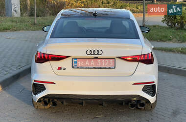 Седан Audi S3 2023 в Львове