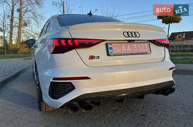Седан Audi S3 2023 в Львове