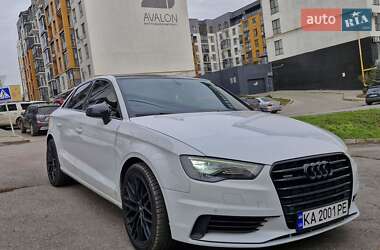 Седан Audi S3 2014 в Виннице