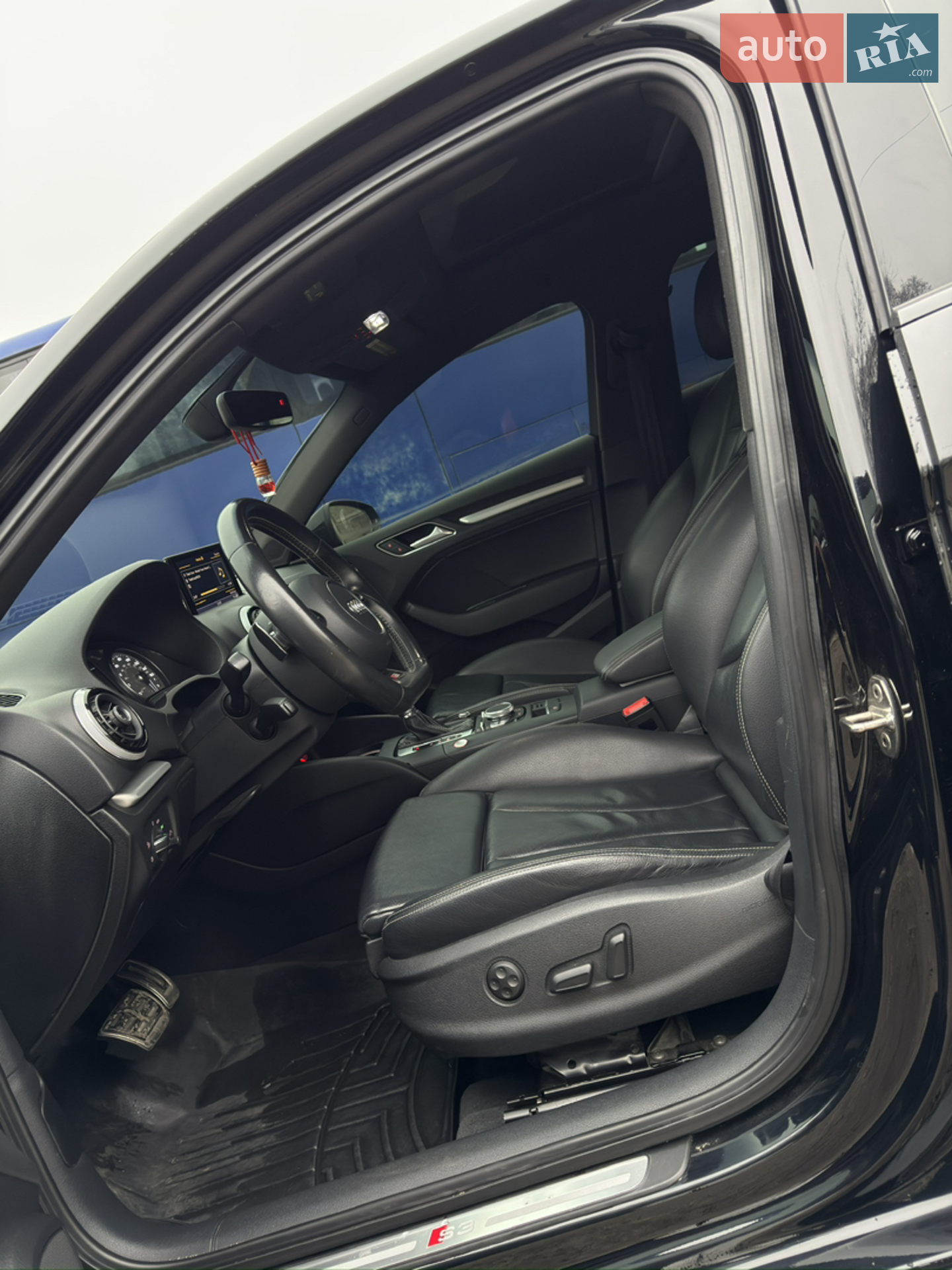 2015 Audi S3 - мініатюра 23