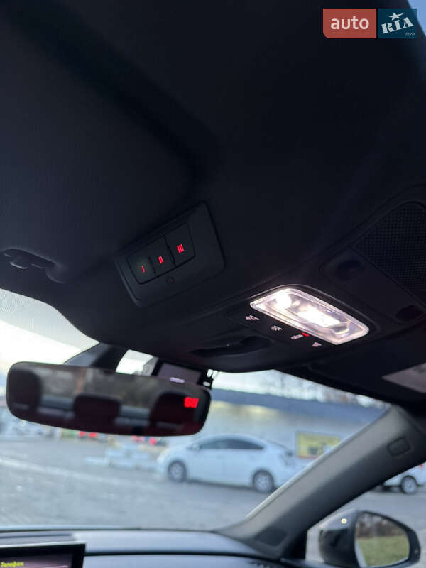 Седан Audi S3 2017 в Черновцах фото 25 Седан Audi S3 2017 в Черновцах