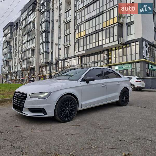 Седан Audi S3 2014 в Виннице фото Седан Audi S3 2014 в Виннице