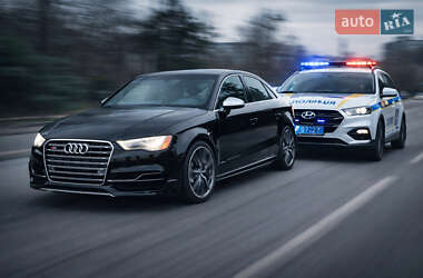 Седан Audi S3 2014 в Киеве