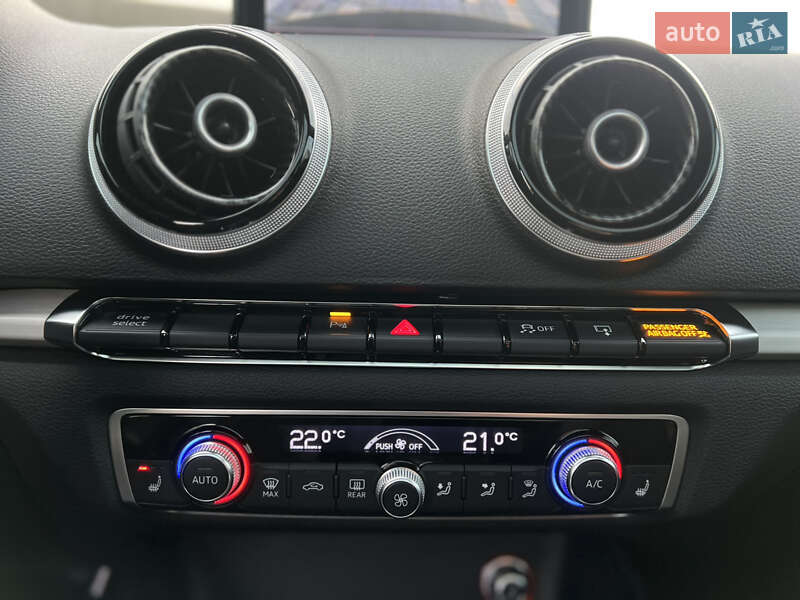 Седан Audi S3 2016 в Львове фото 29 Седан Audi S3 2016 в Львове