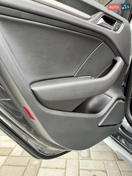 Седан Audi S3 2017 в Дніпрі