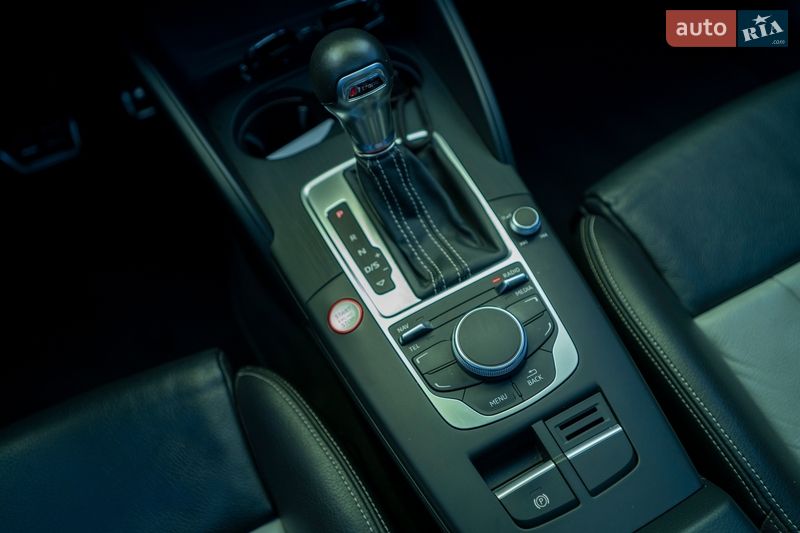 Седан Audi S3 2015 в Києві