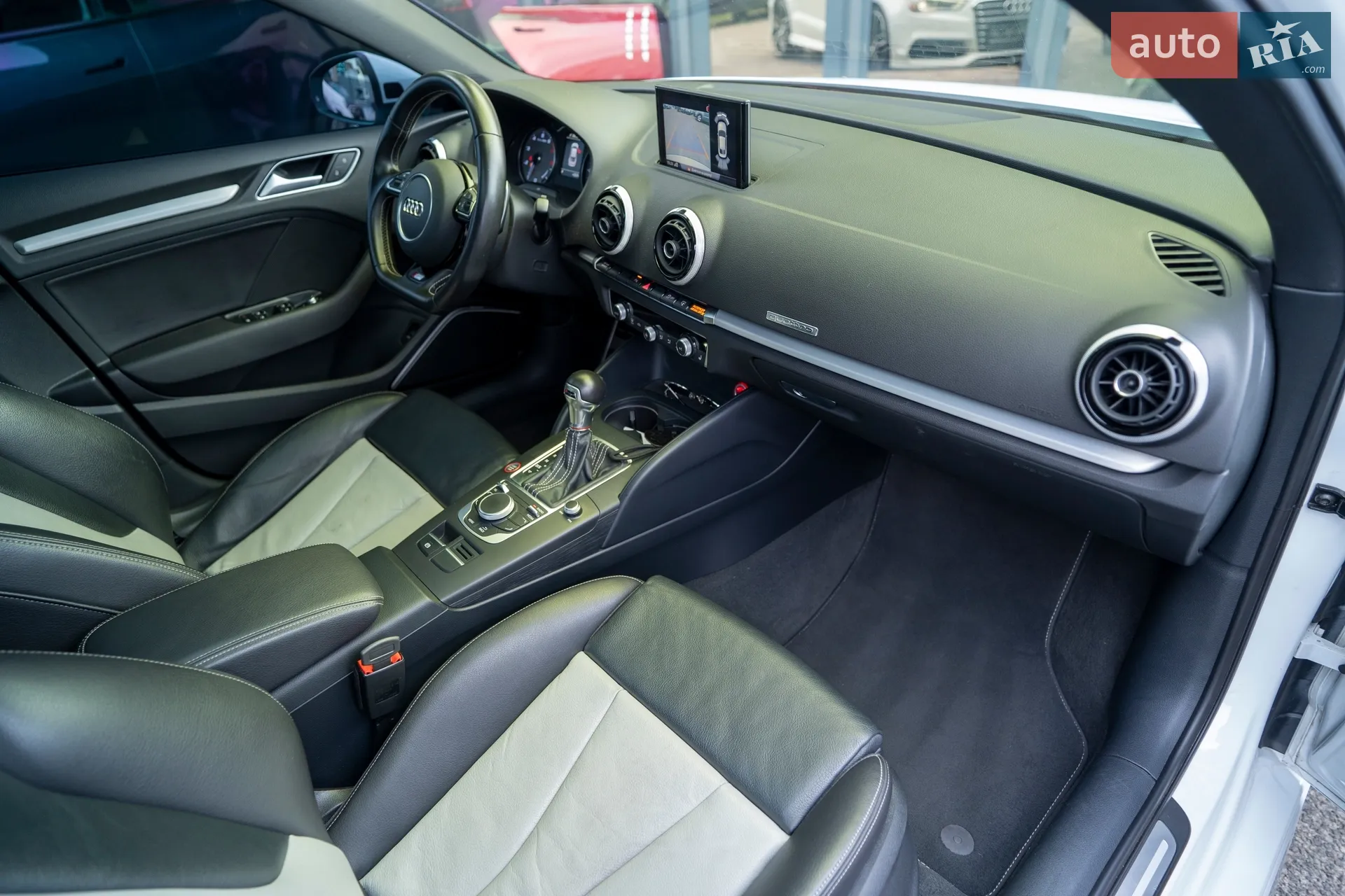 2015 Audi S3 - мініатюра 31