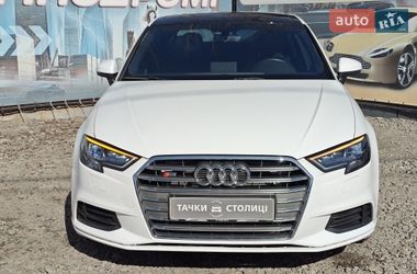 Седан Audi S3 2015 в Киеве