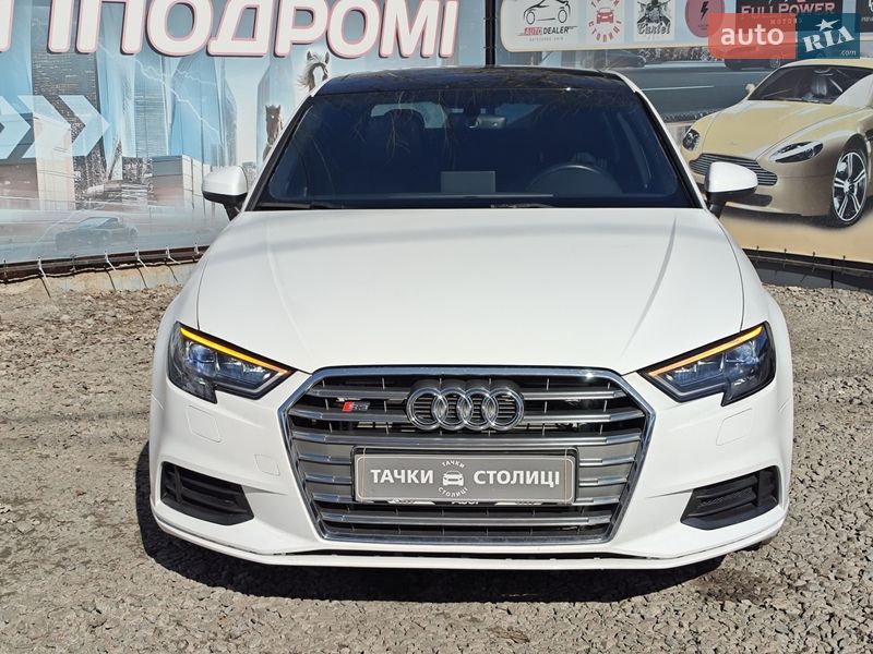 Седан Audi S3 2015 в Киеве