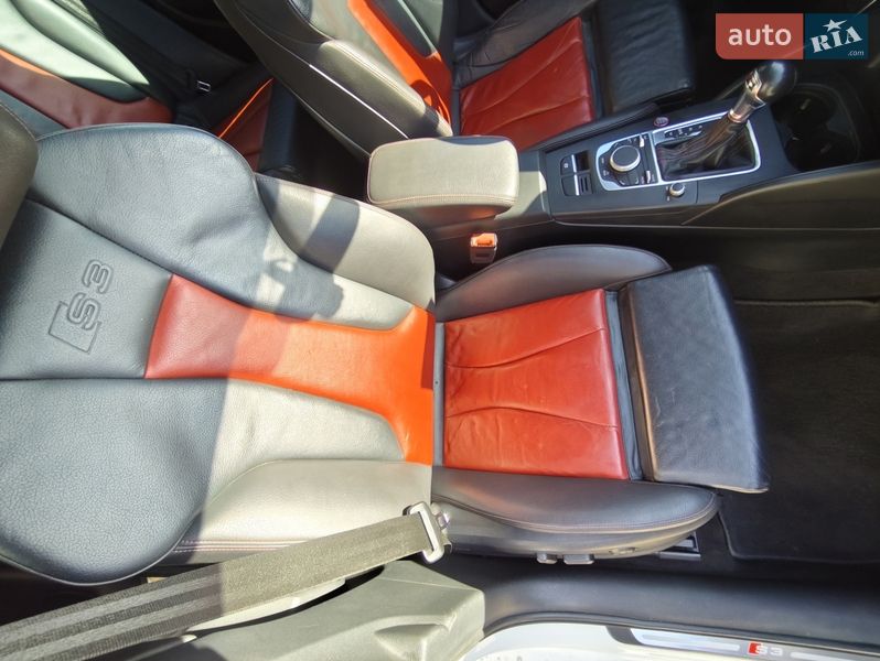 Седан Audi S3 2015 в Киеве