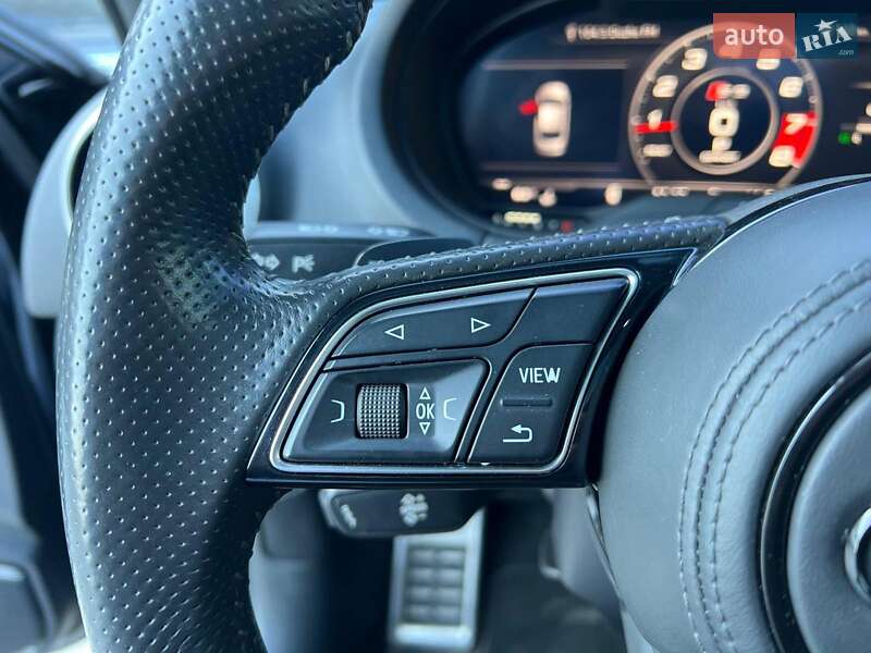 Седан Audi S3 2017 в Львове