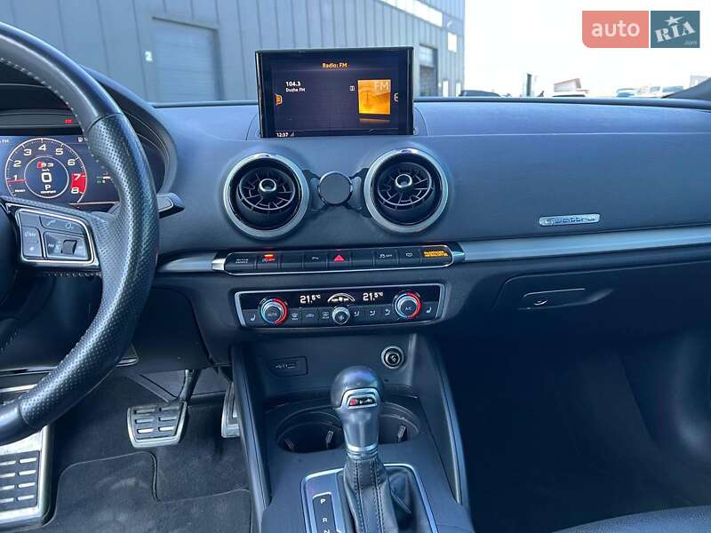 Седан Audi S3 2017 в Львове