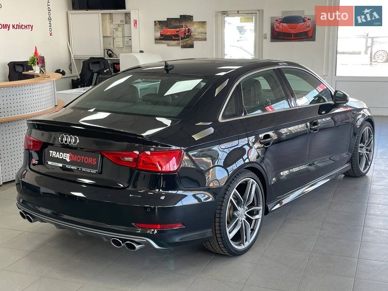 Седан Audi S3 2014 в Киеве