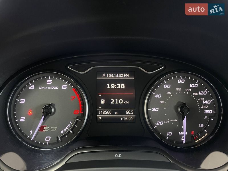 Седан Audi S3 2014 в Киеве