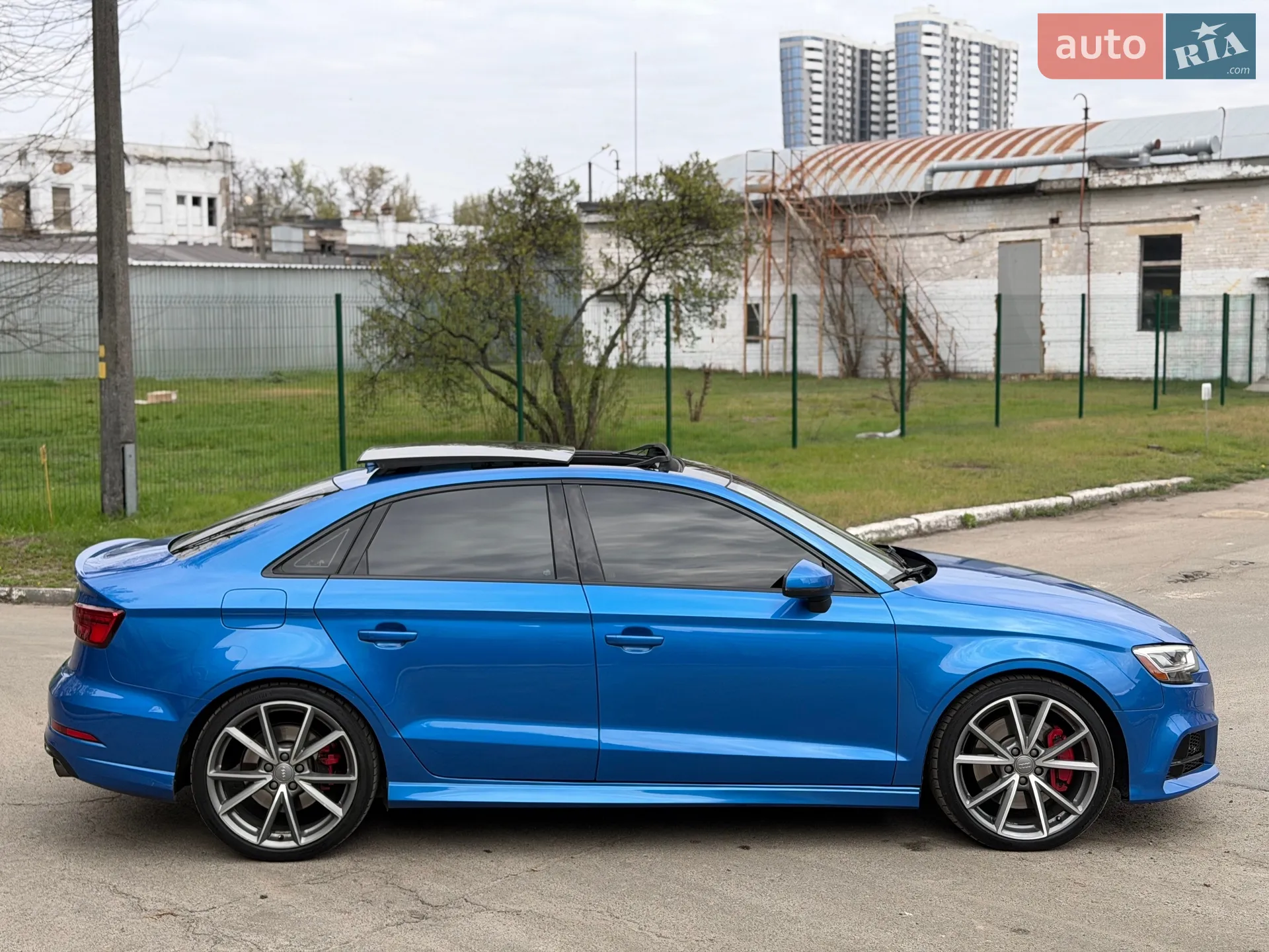2017 Audi S3 - мініатюра 32