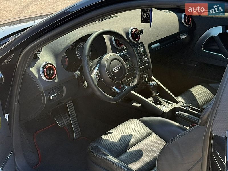 Хэтчбек Audi S3 2008 в Киеве