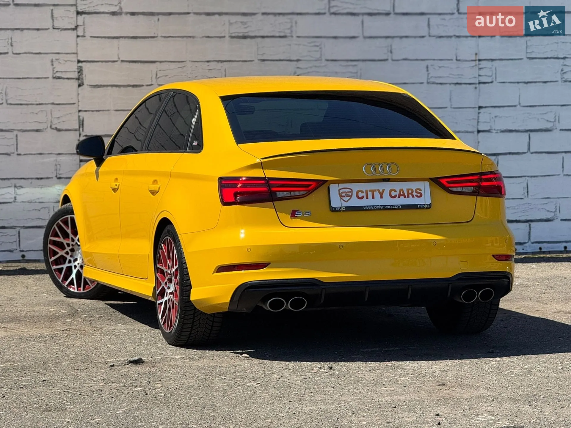 2017 Audi S3 - мініатюра 13