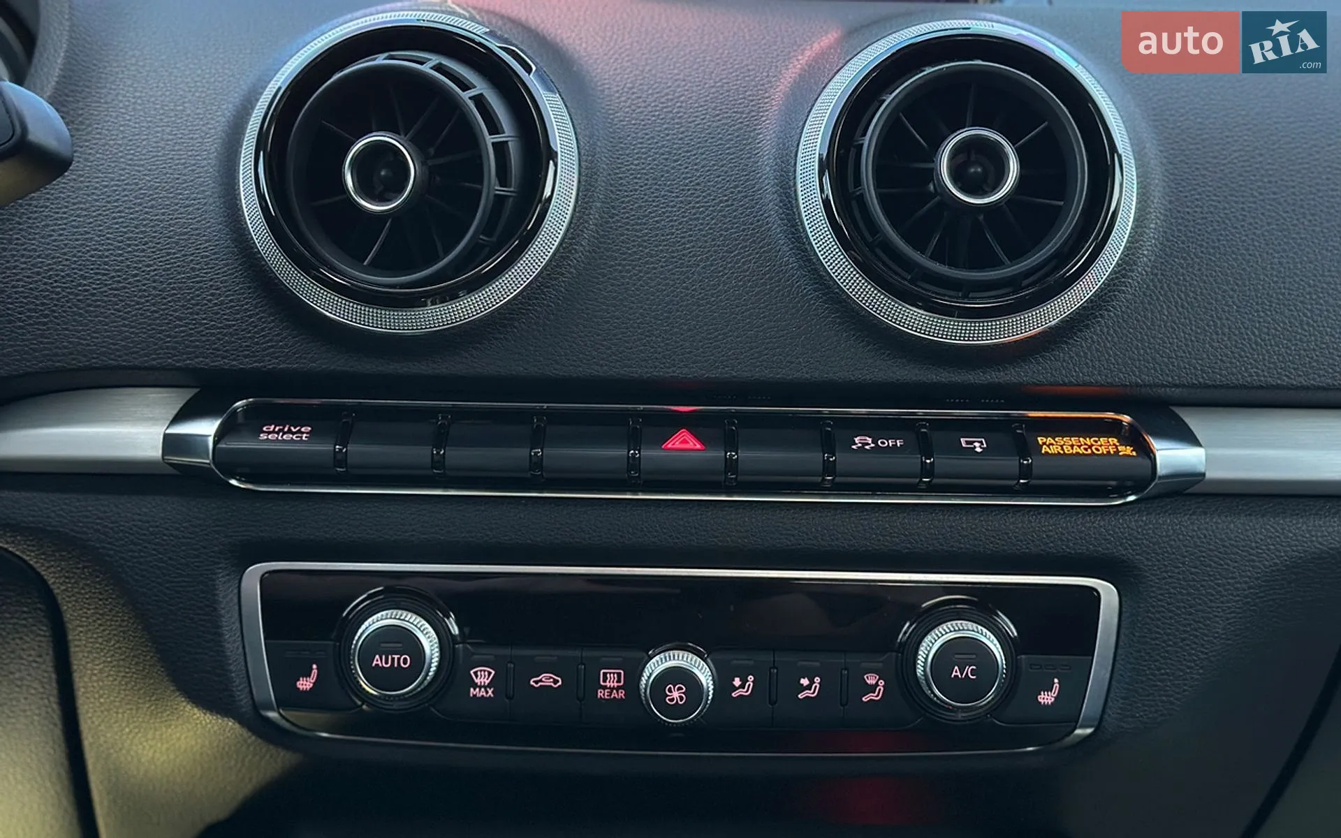2014 Audi S3 - мініатюра 18