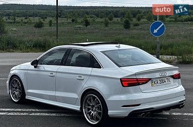 Седан Audi S3 2016 в Ірпені