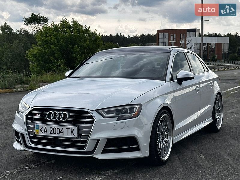 Седан Audi S3 2016 в Ірпені