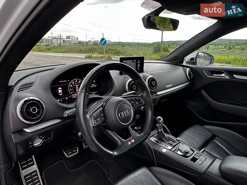 Седан Audi S3 2016 в Ірпені