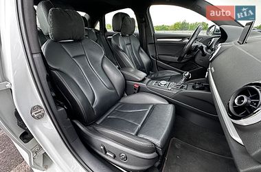 Седан Audi S3 2016 в Ірпені