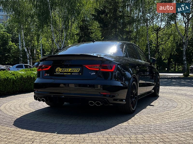 Седан Audi S3 2014 в Львове