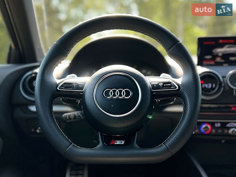 Седан Audi S3 2014 в Львове