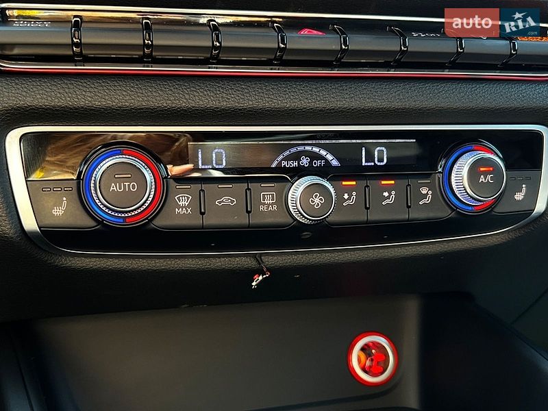 Седан Audi S3 2014 в Львове