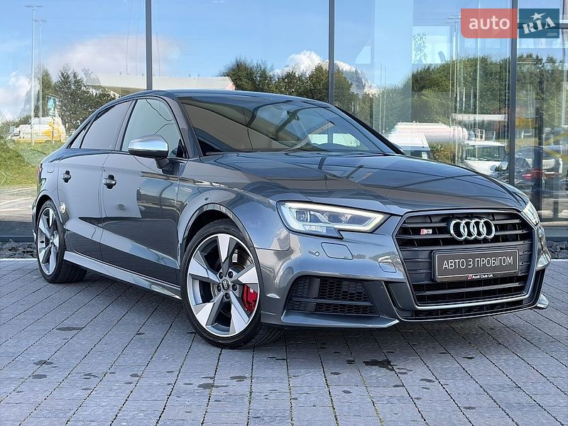 Седан Audi S3 2017 в Львове
