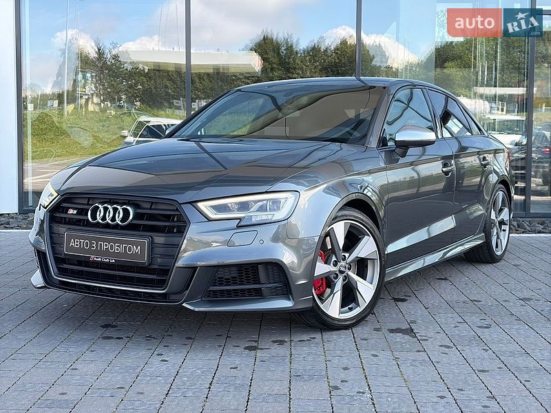 Седан Audi S3 2017 в Львове