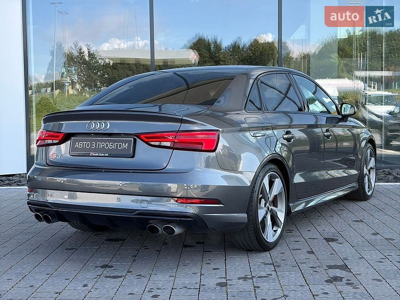 Седан Audi S3 2017 в Львове