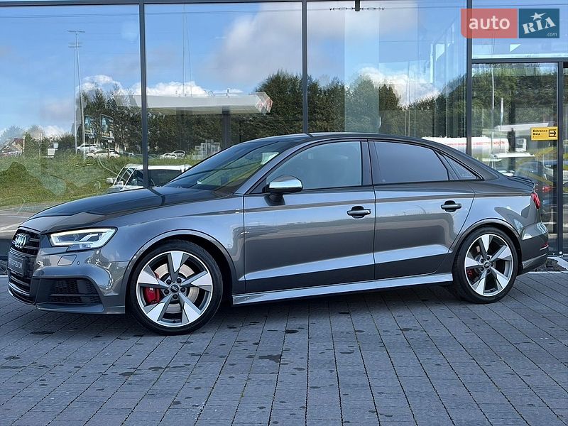 Седан Audi S3 2017 в Львове