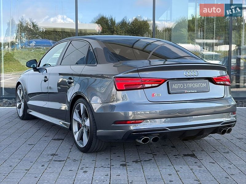 Седан Audi S3 2017 в Львове