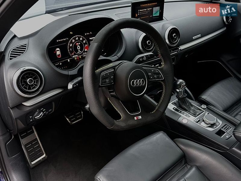 Седан Audi S3 2017 в Одесі