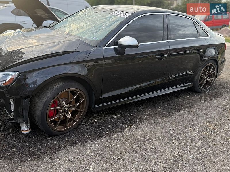 Седан Audi S3 2020 в Львові