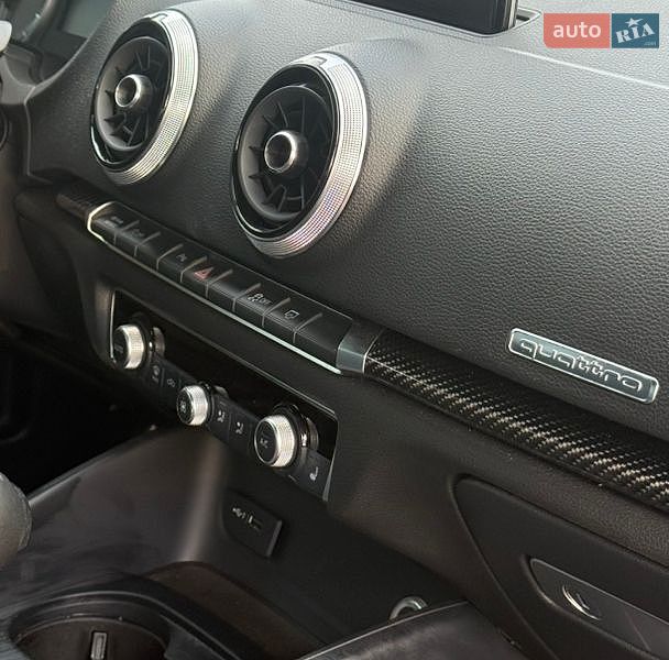 Седан Audi S3 2020 в Львові