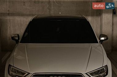 Седан Audi S3 2016 в Ірпені