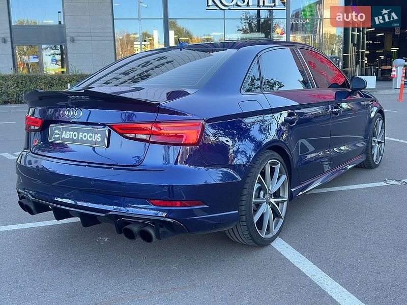 Седан Audi S3 2017 в Києві