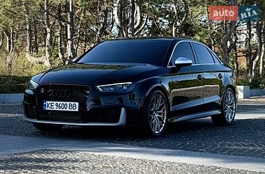 Седан Audi S3 2016 в Дніпрі