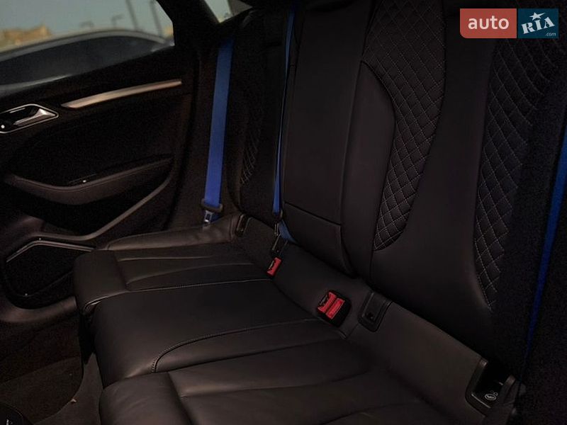 Седан Audi S3 2017 в Киеве