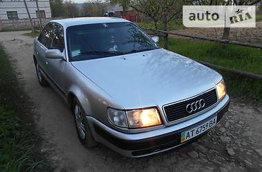 Седан Audi S4 1993 в Ивано-Франковске