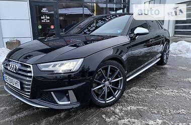 Седан Audi S4 2019 в Киеве