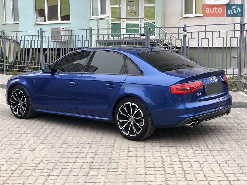 Седан Audi S4 2014 в Одессе