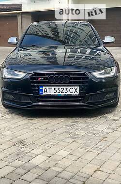 Седан Audi S4 2013 в Івано-Франківську