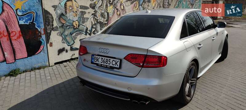 Седан Audi S4 2011 в Ровно фото 5 Седан Audi S4 2011 в Ровно