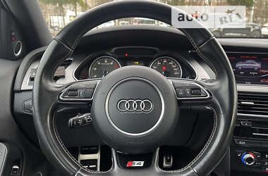 Седан Audi S4 2012 в 