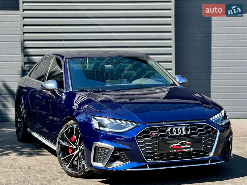Седан Audi S4 2020 в Киеве